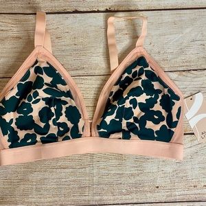 Lively new bralette size 1 1X bra cute unlined floral